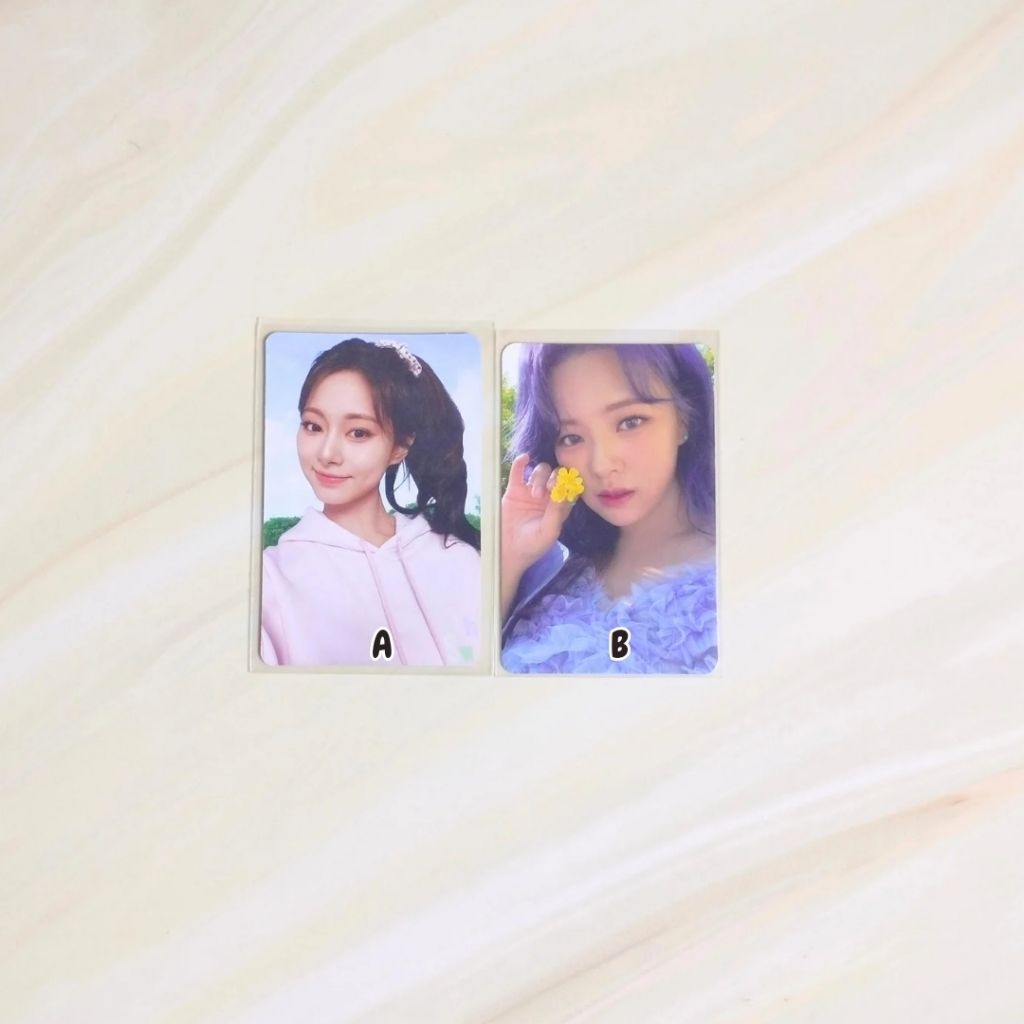 Twice official photocard pc jihyo nayeon jeongyeon momo sana mina dahyun chaeyeong tyuzu this is for