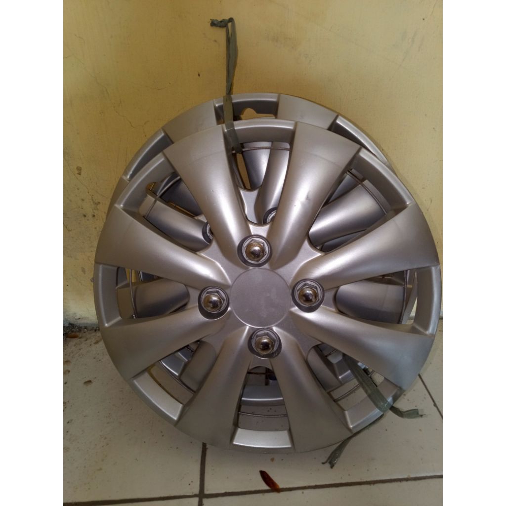 wildop / dop daihatsu agya / xenia  ring 13 harga untuk 1 biji