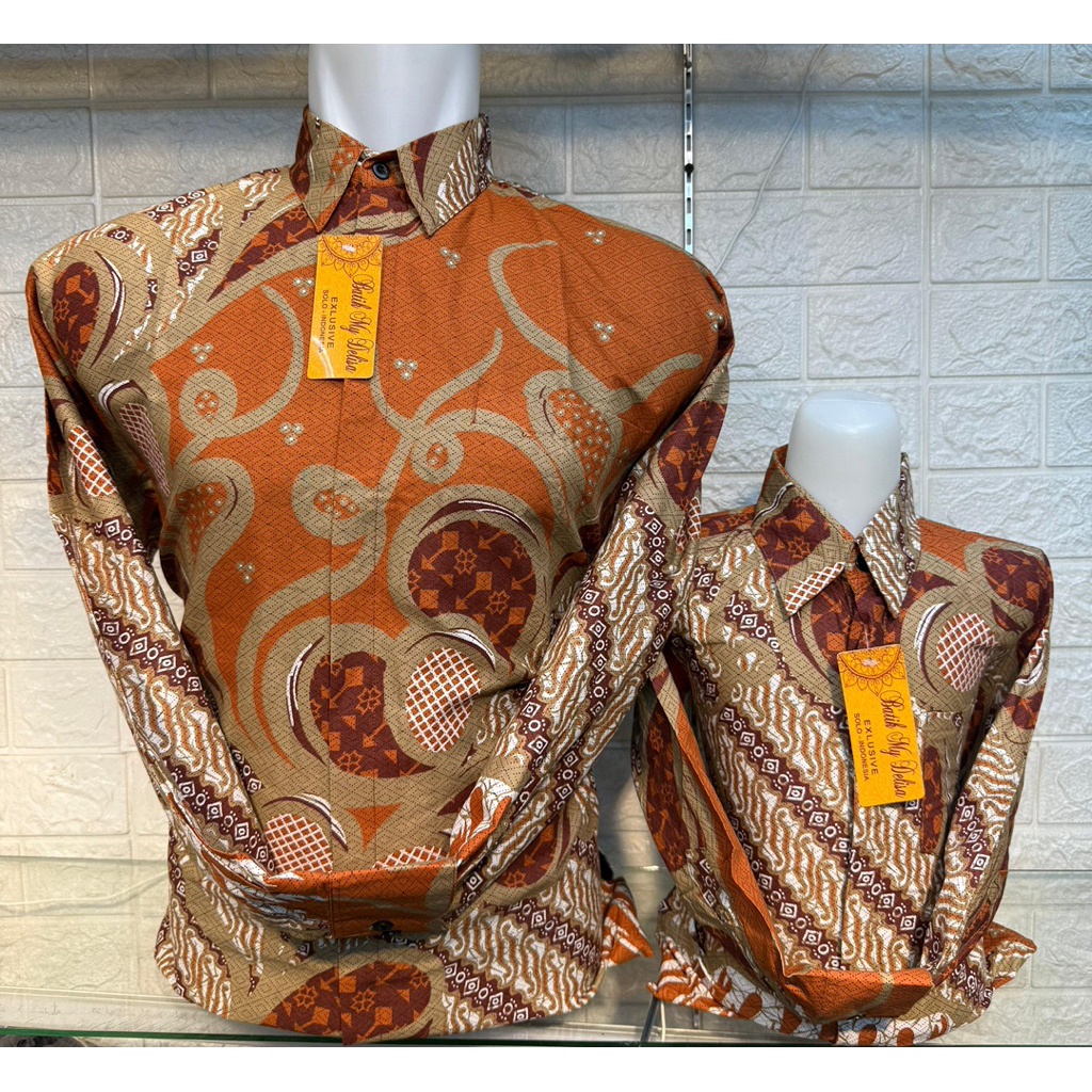 36 Batik couple ayah dan anak merah bata(TERACOTTA)-batik keluarga ayah anak lengan panjang lapis fu