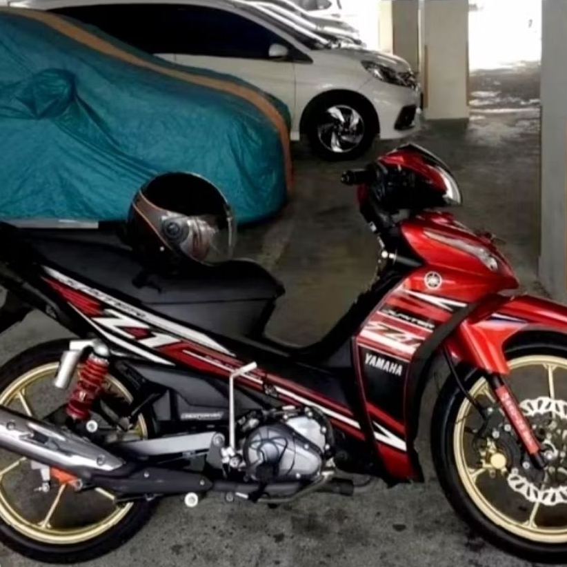 STRIPING STICKER JUPITER Z1 2016 MERAH HITAM STRIPING JUPITER Z1 MERAH 2016 BERKUALITAS KING SERIES 