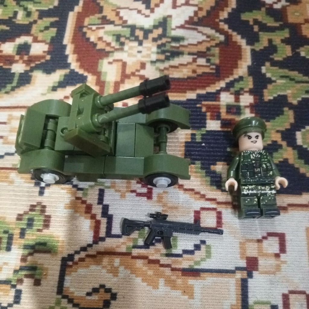 Lego Tentara Coklat