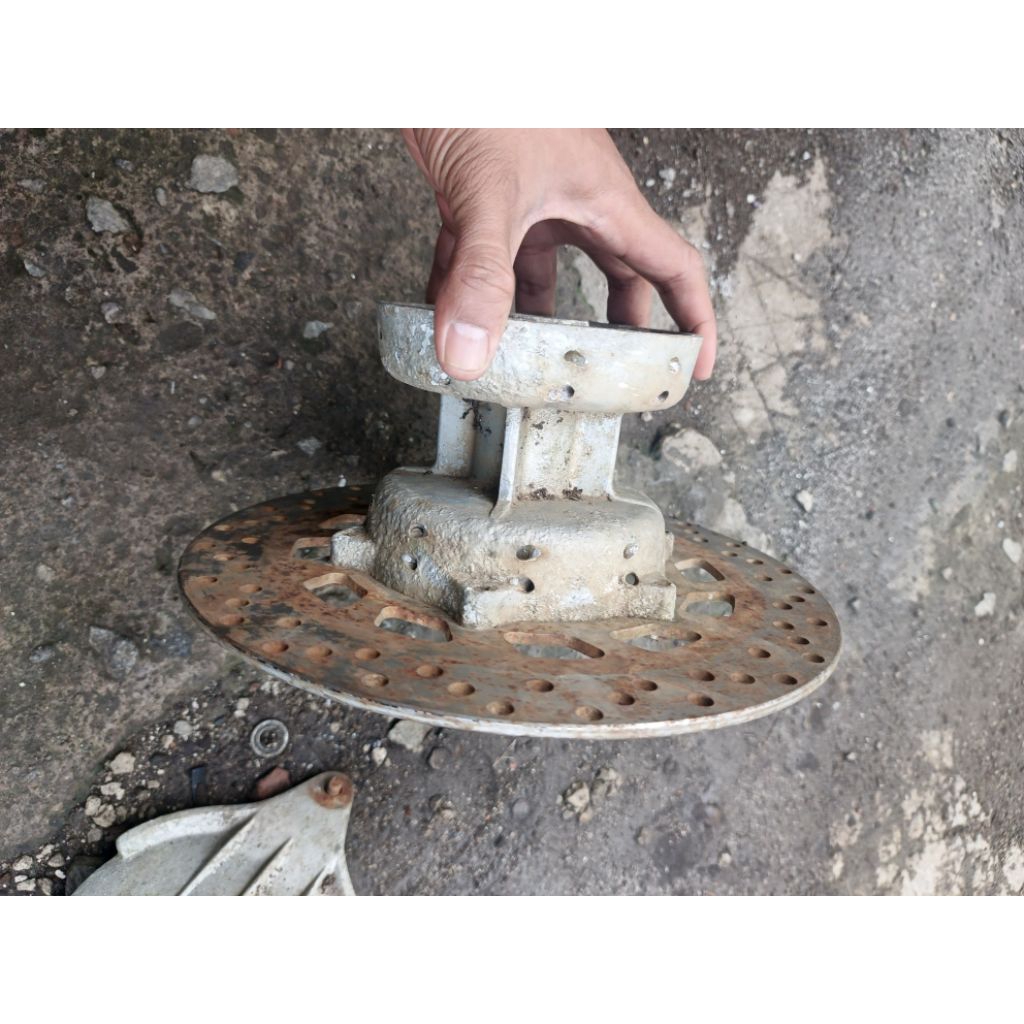 tromol depan sanex qj150