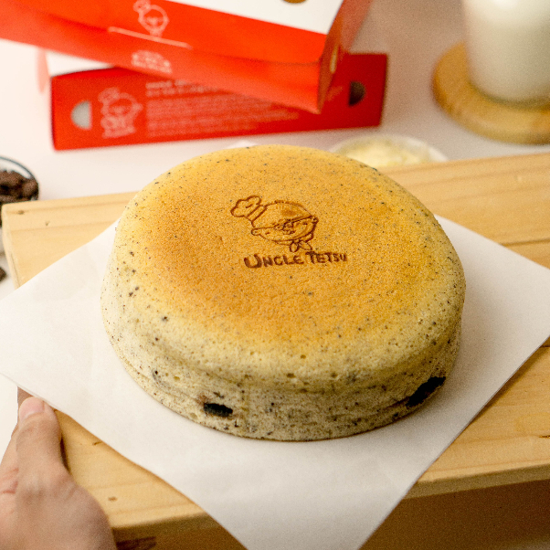 Uncle Tetsu - Cookies and Cream Cheesecake
