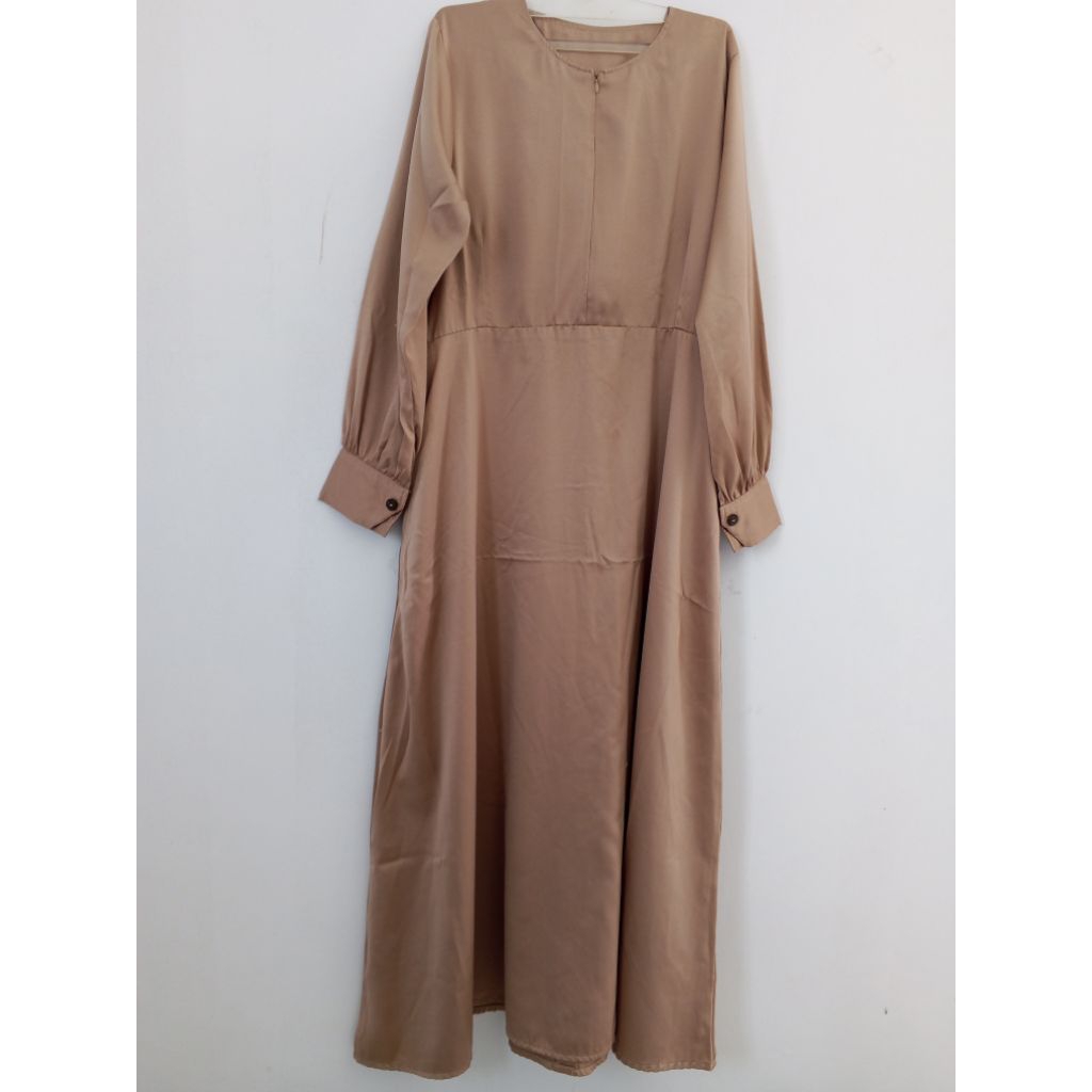 Preloved Gamis Silk Polos Mocca
