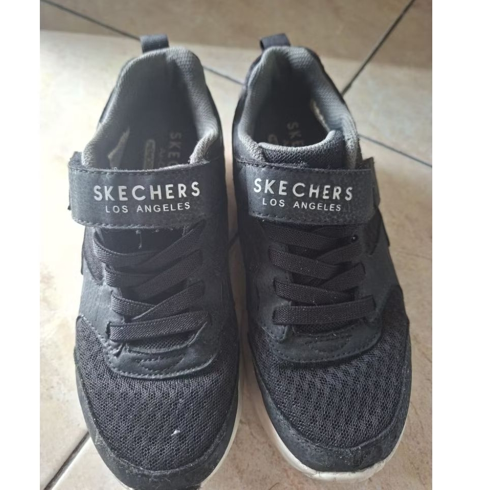 Preloved Skechers kids Los Angeles