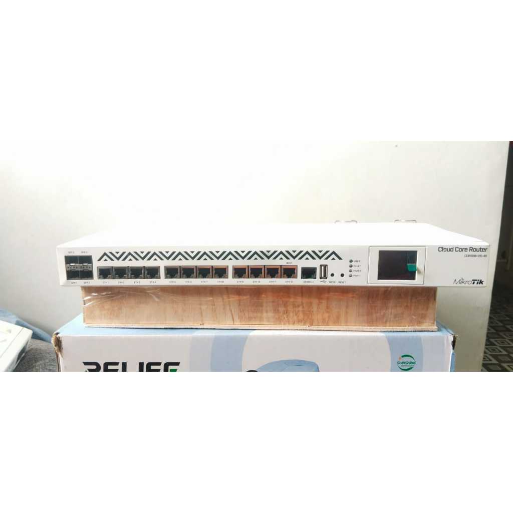 Mikrotik CCR 1036-12G-4S EM V2 (RAM 8 GB)