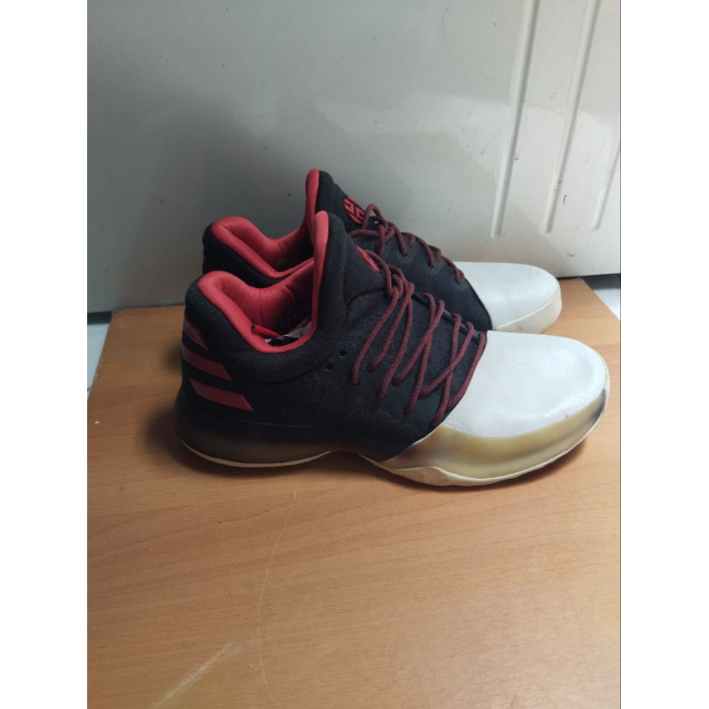 SEPATU BASKET ADIDAS JAMES HARDEN SIZE 43,5 BEKAS PRELOVED