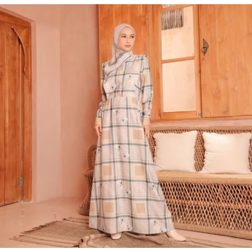 ISHANA DRESS ZASKIA SUNGKAR X SHIREN