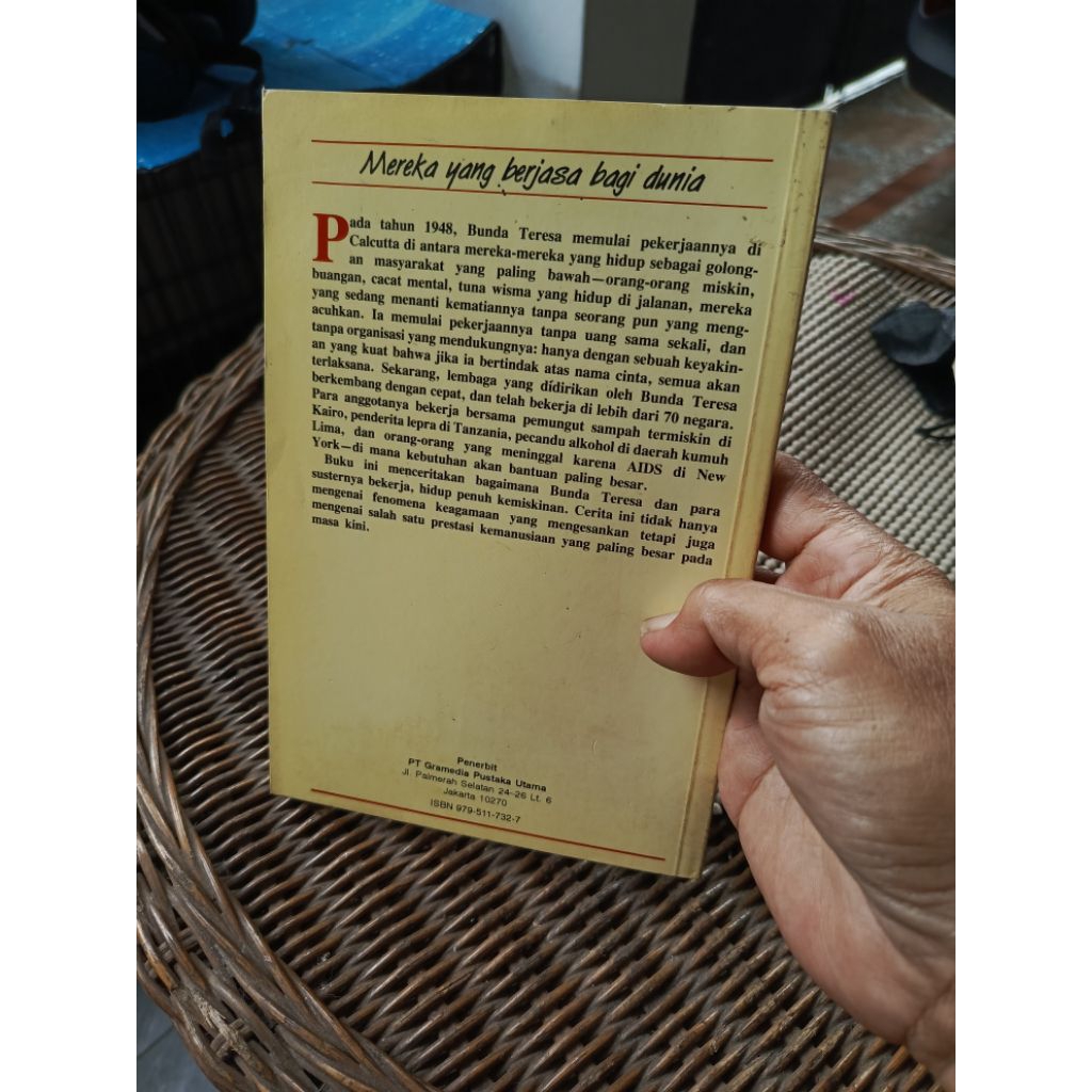 Mereka yang berjasa bagi dunia BUNDA TERESA-D1