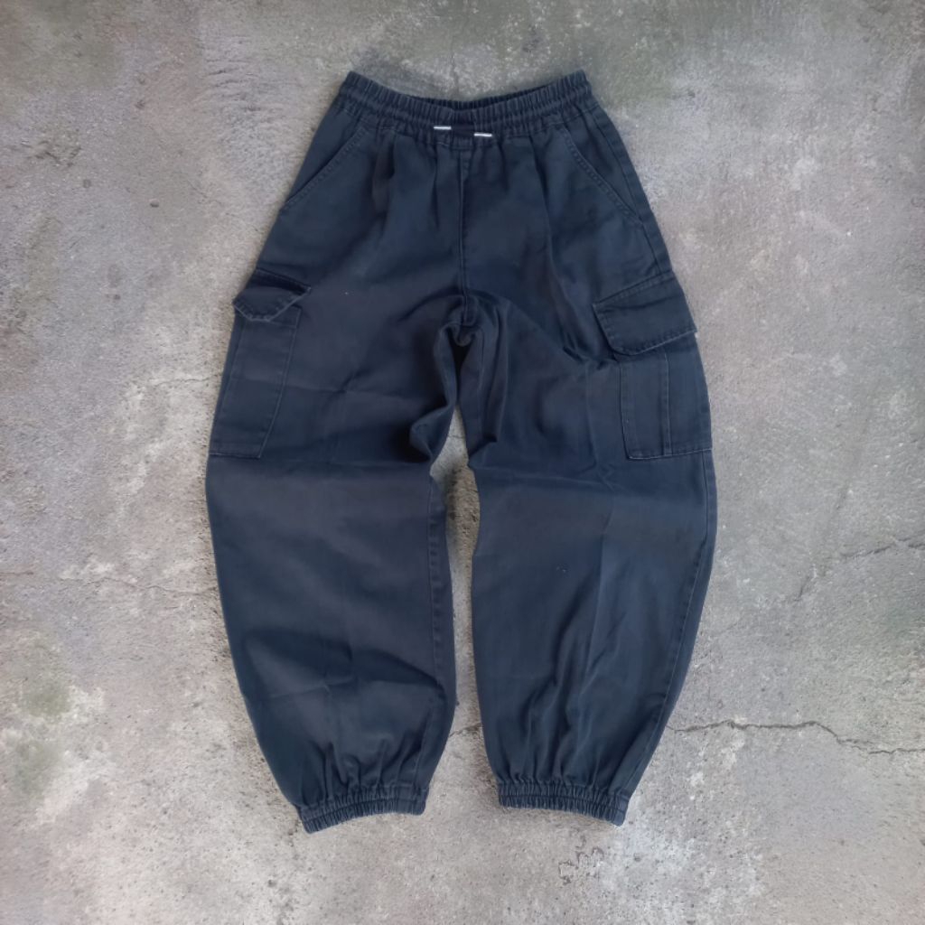Uniqlo GU Cargo Balloon Pants Jogger Pants