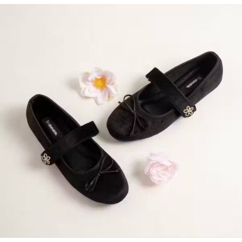 DIANABLE LIZZY FLAT SHOES PRELOVED