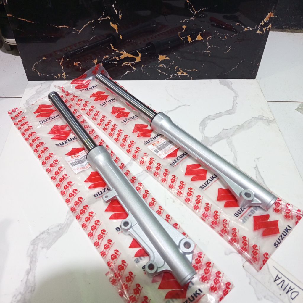 as shock depan+tabung Suzuki smash 110,smash Titan, Shogun 125