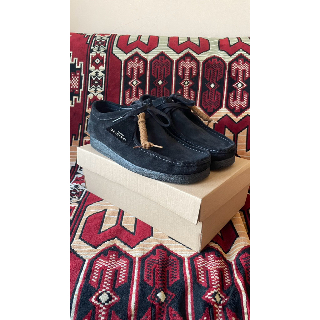 Clarks Wallabee Black Suede Original