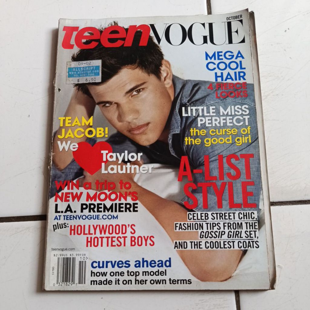 Majalah teenVOGUE October 2009