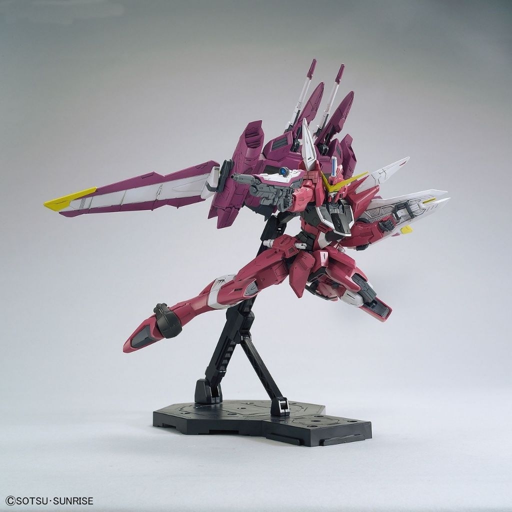MG JUSTICE Bandai