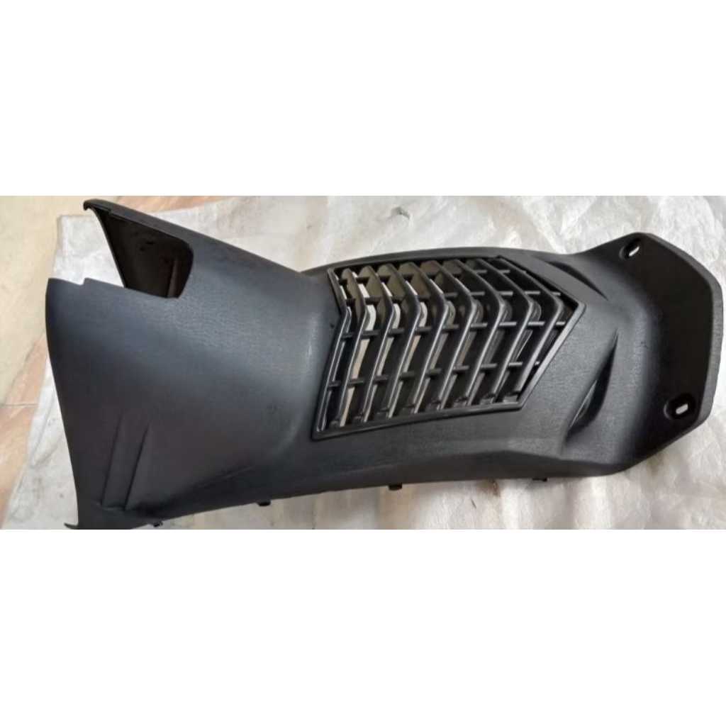 Variasi Mio sporty tutup mesin Grill alpard