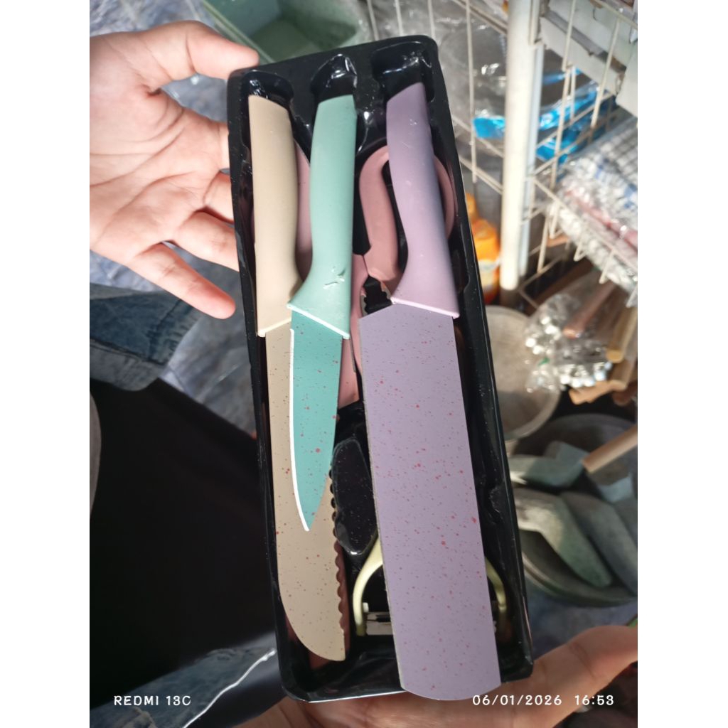 KITCHEN KNIFE CORRUGATED