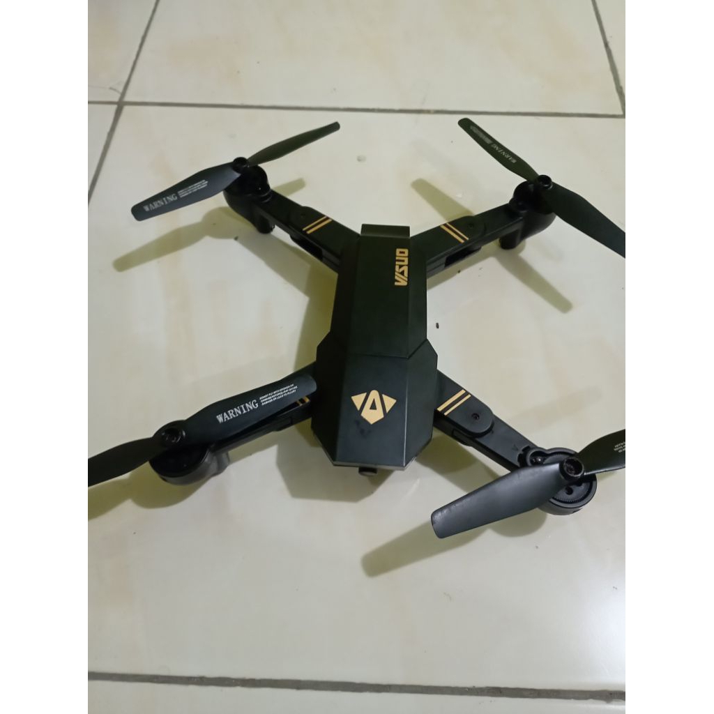 drone visuo bahan pikiran