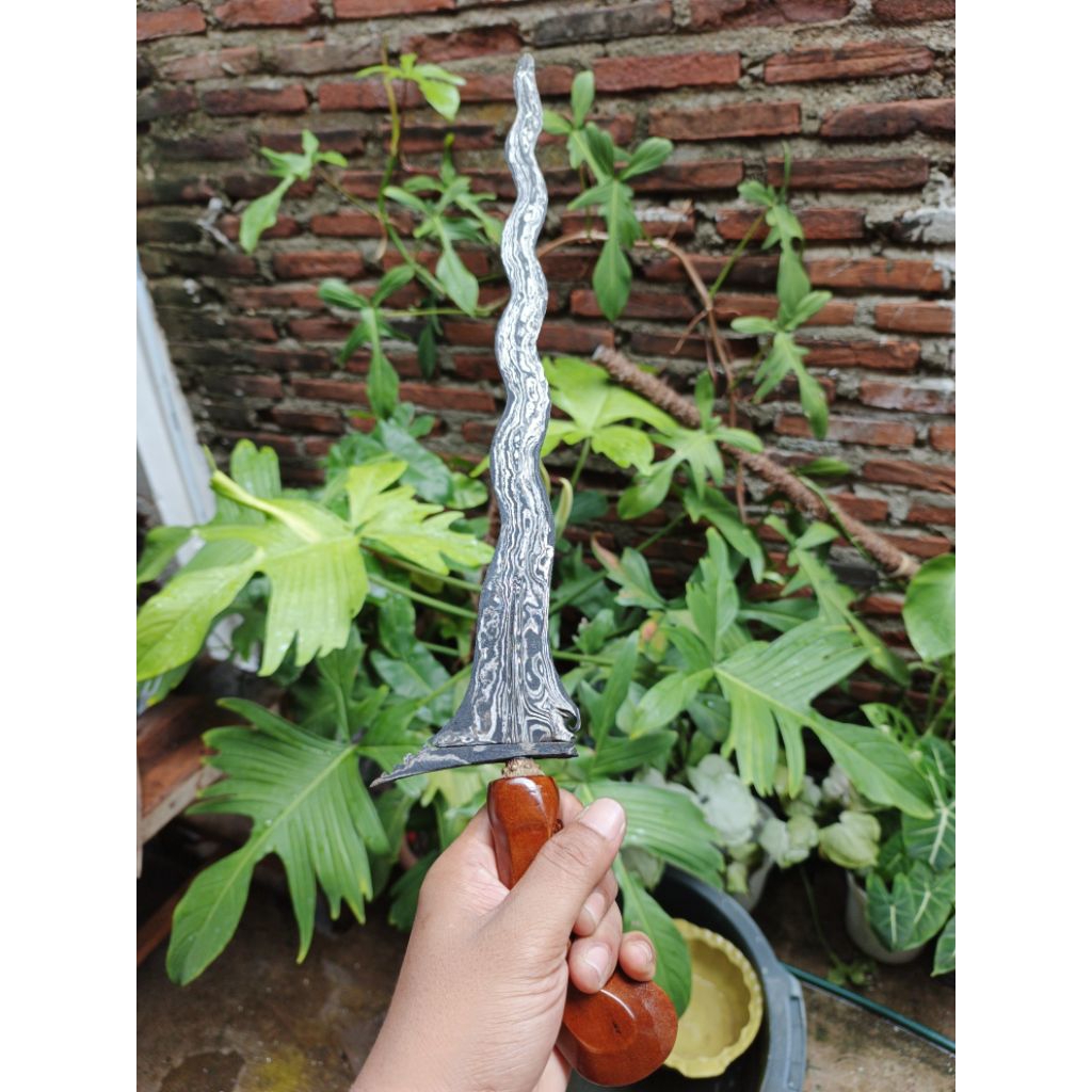 keris sabuk inten