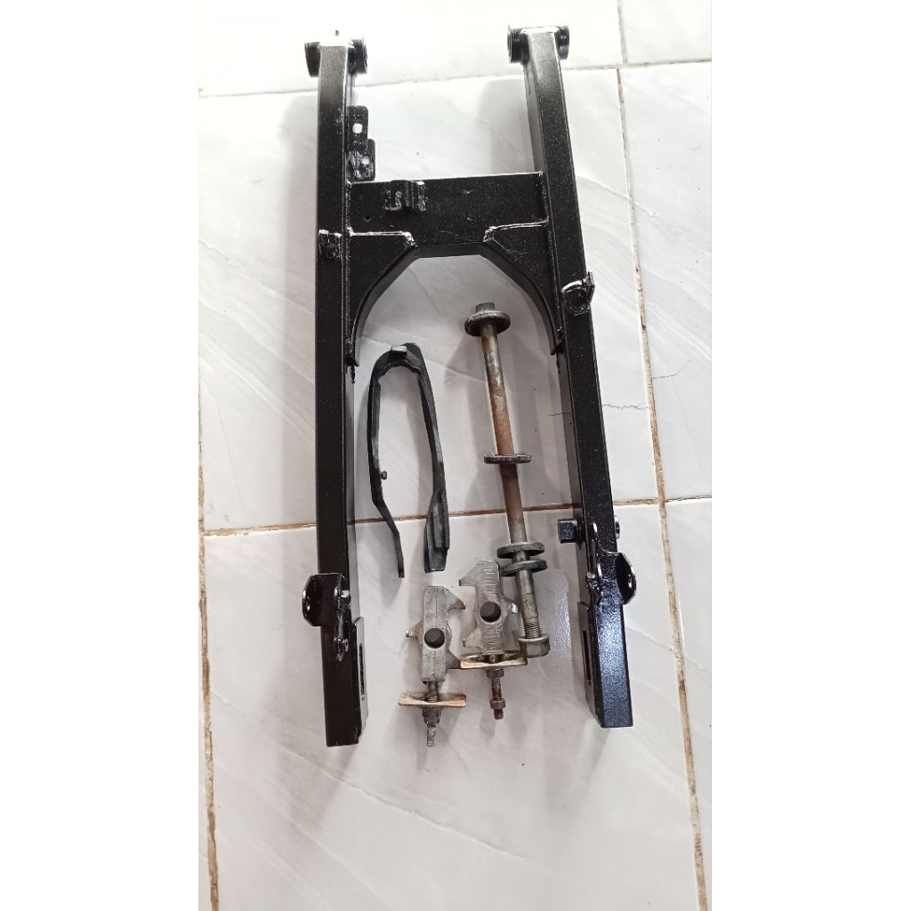 arm swing arm sasis honda tiger revo tiger 2000 original