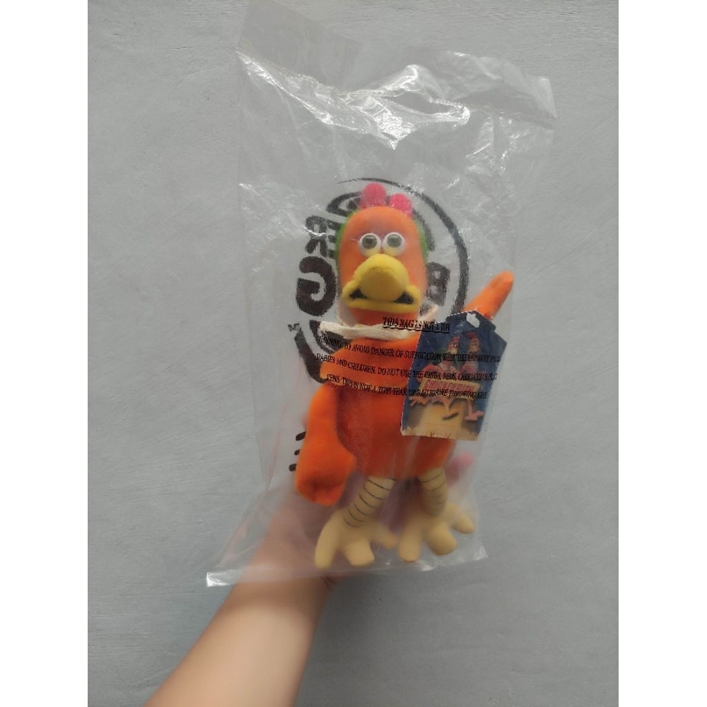 Boneka Chicken Run original burger king oleh-oleh souvenir Singapore