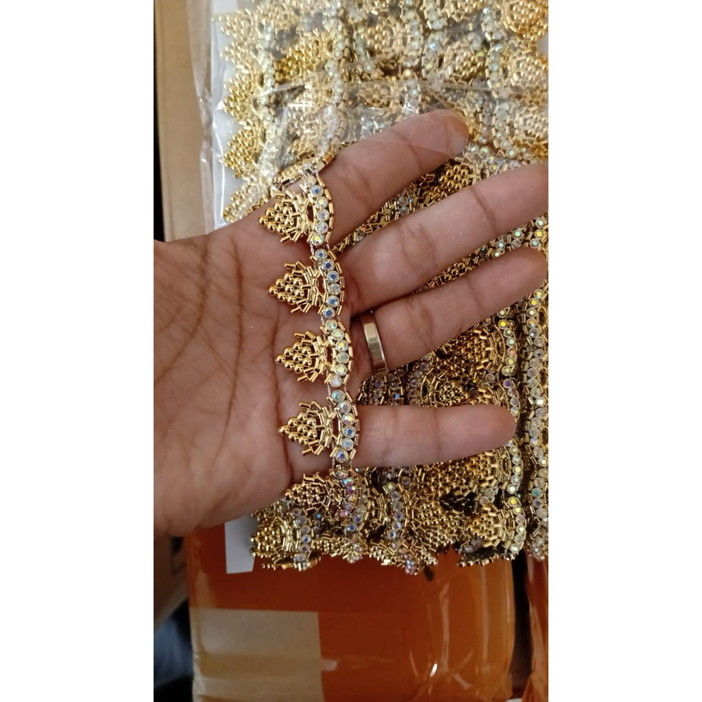 Aplikasi Payet Rangkai Diamond Mata Model Segitiga Baru Bahan Dasar Plastik Premium