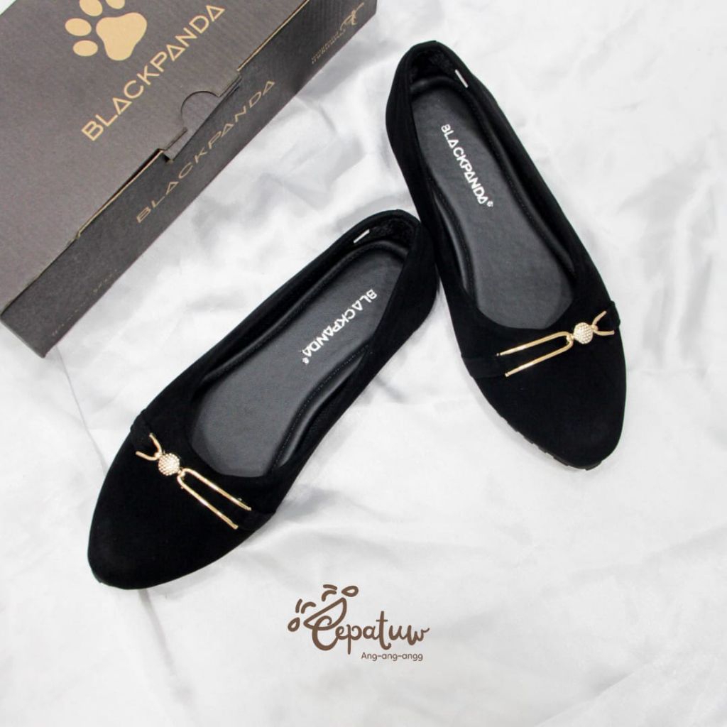 Blackpanda Zeffa Sepatu Flatshoes Wanita Hitam Ujung Lancip Nyaman