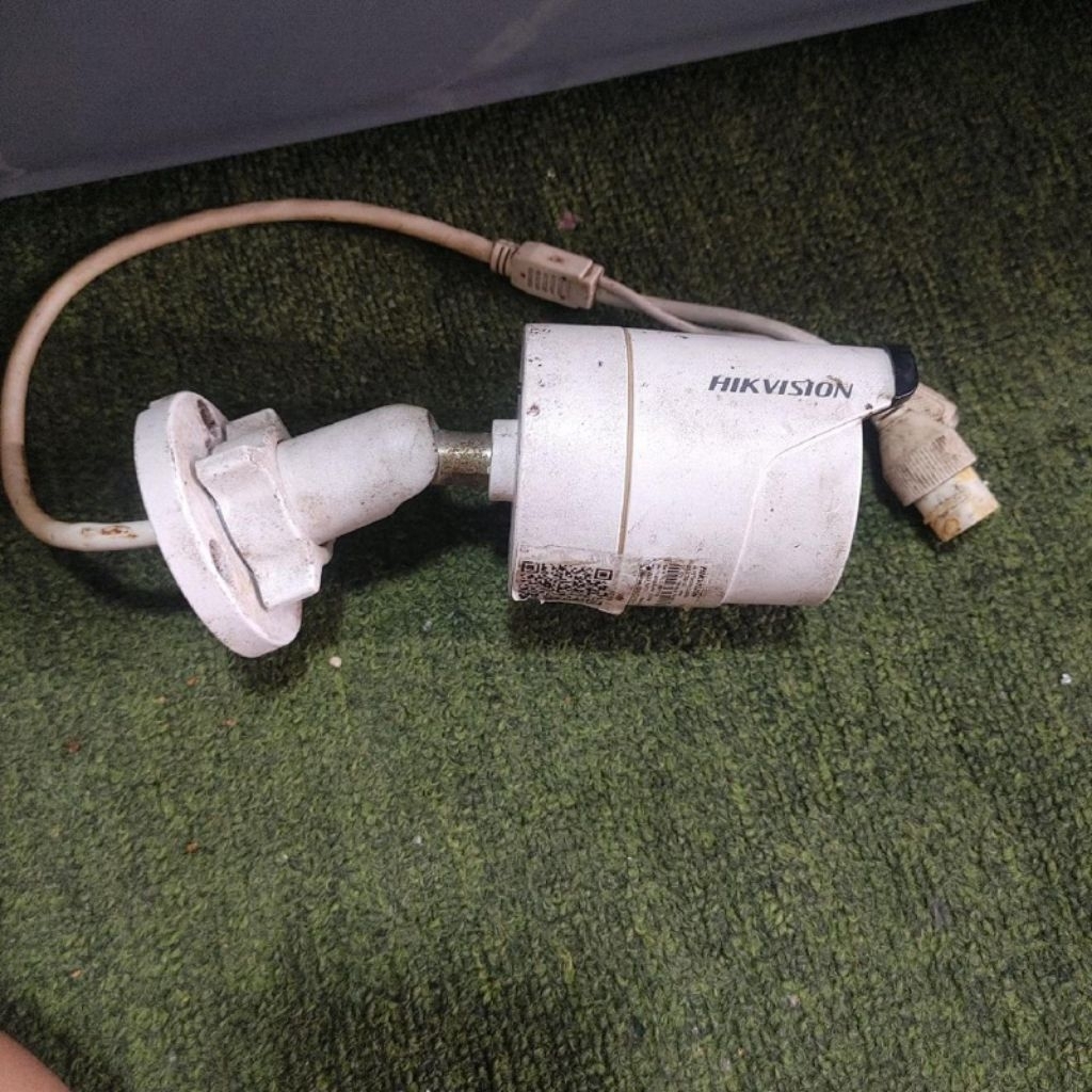 IP CAMERA 1MP METAL OUTDOOR HIKVISION DS-2CD2010-I