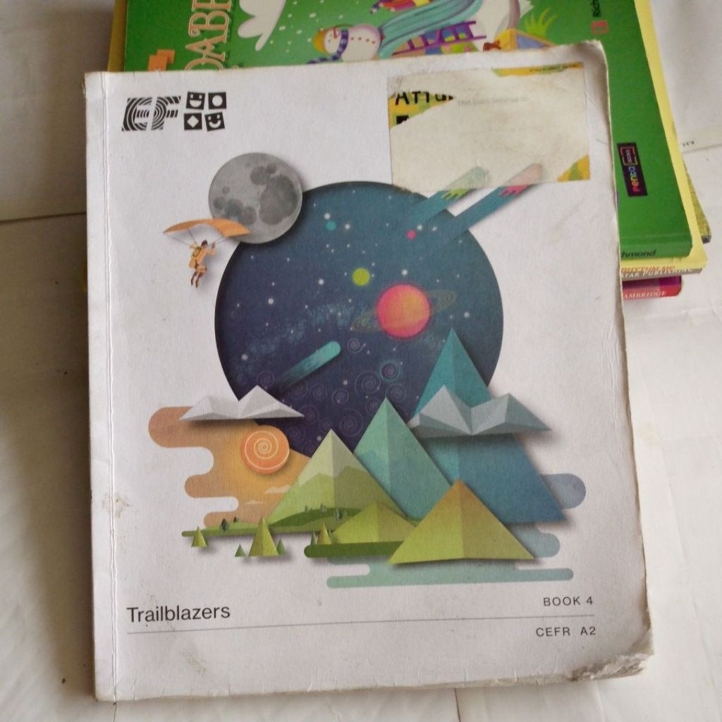 BUKU EF TRAILBLAZERS BOOK 4