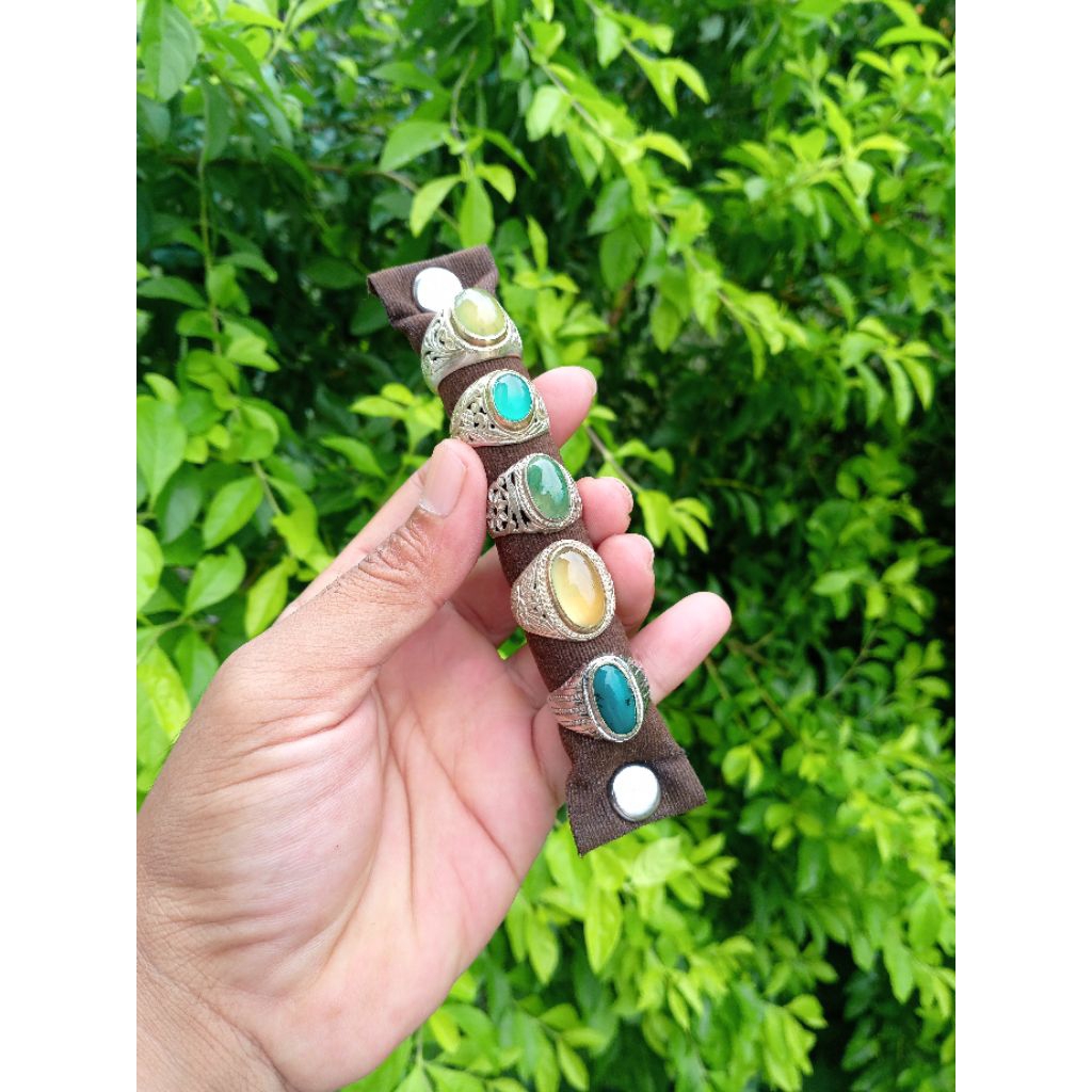 Cincin Batu 5 pcs Bacan , Crisopras (rare), Solar Aceh , Lumut Idocrase