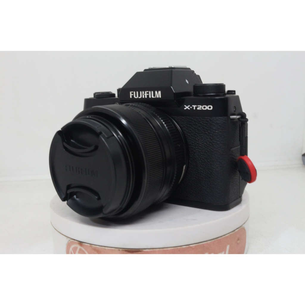 FUJIFILM XT200 LENSA 16MM siap pakai lensa fix