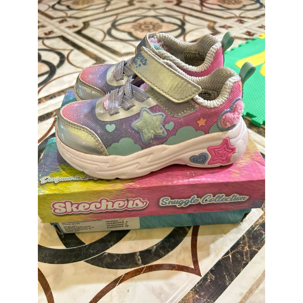 PL SEPATU SKECHERS ORIGINAL ANAK PEREMPUAN