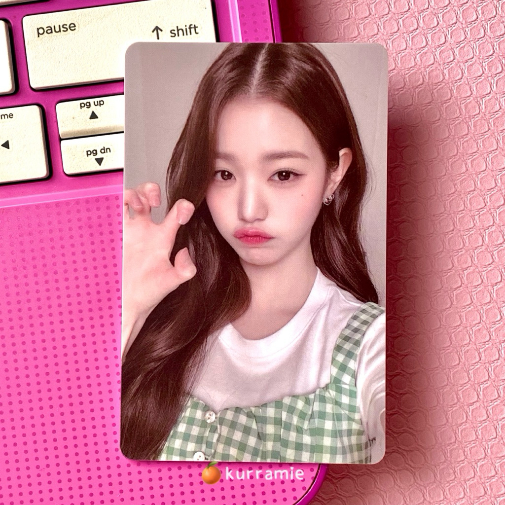 (clearance sale) official photocard wonyoung ive x papa john’s 2.0 r2 pizza collab wony maung cantik