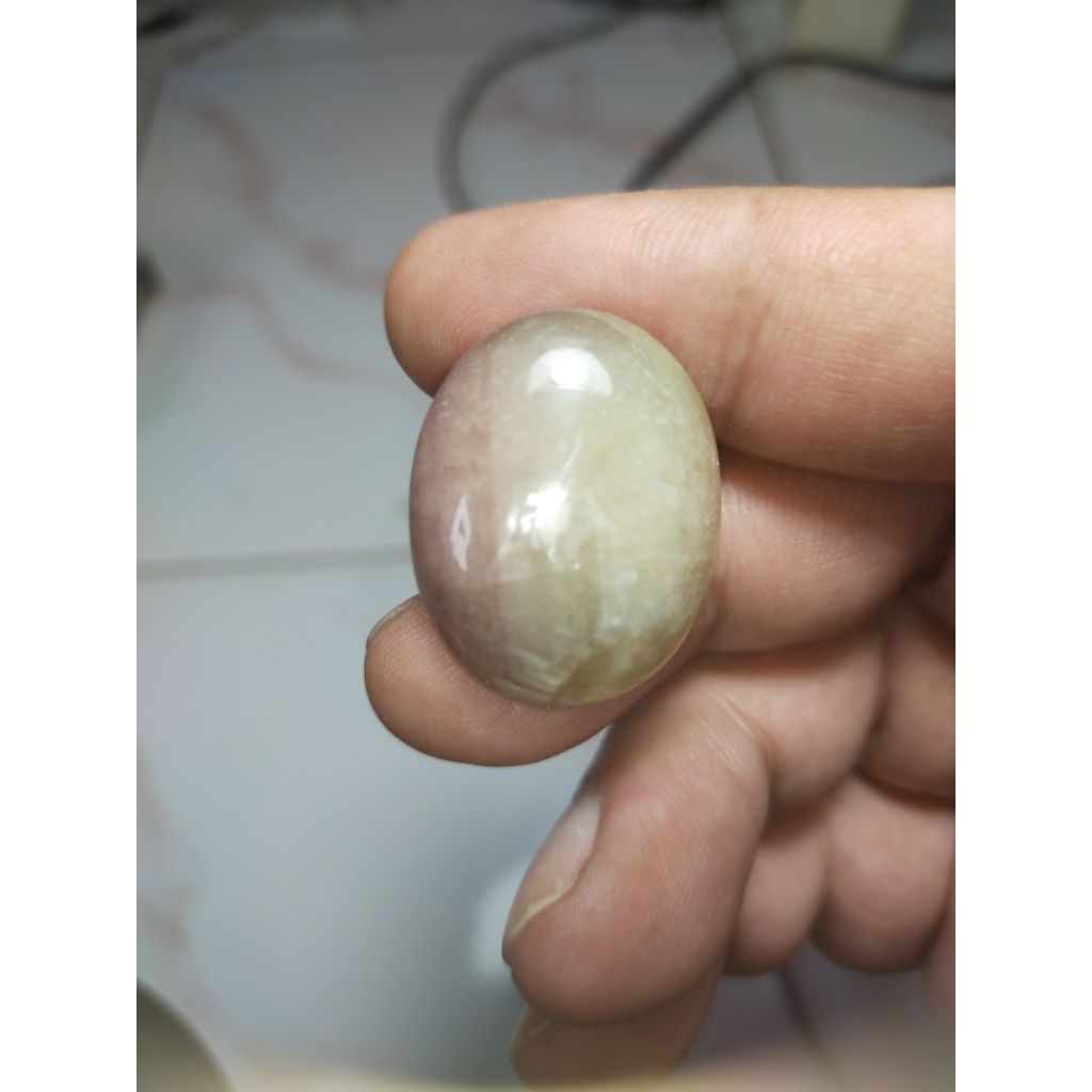 Natural Bi-Color Sapphire 67.70 Ct Jumbo Mewah