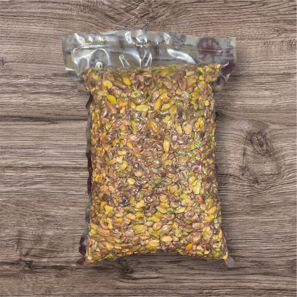 Pistachio kupas 500 gram , Pistachio mentah . Raw pistachio Usa