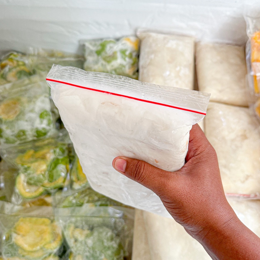 Daging Kelapa Muda Beku 1Kg Kelapa Premium Frozen