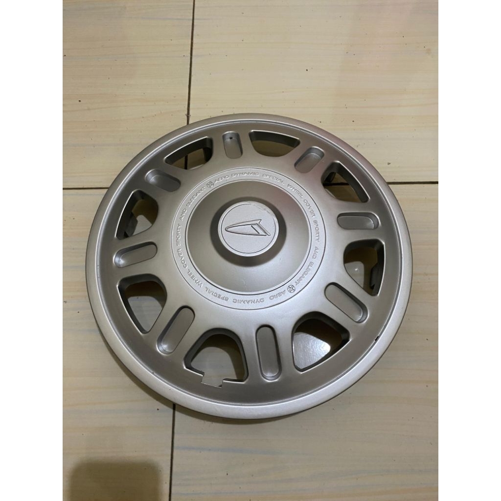 Wildof wheldof dop velg mobil Daihatsu taruna ring 13 original