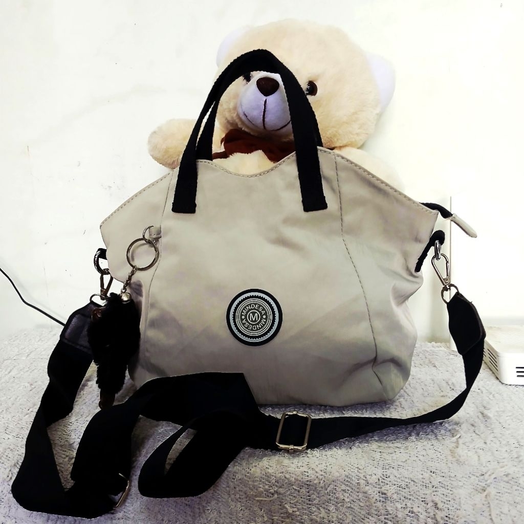 sling bag brand *mindesa preloved