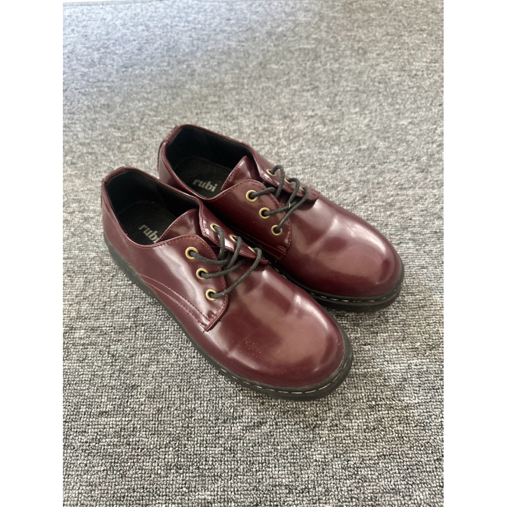Preloved Docmart Rubi