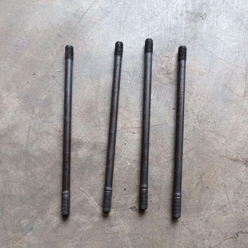 Baut Adjuk,Ancher,Tusuk Sate Honda CB 150 R ,CB 150 Old,CBR 150 Fairing,Original Lepasan Motor