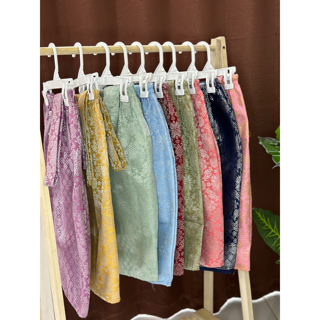 KAMEN JADI ANAK SONGKET PALEMBANG