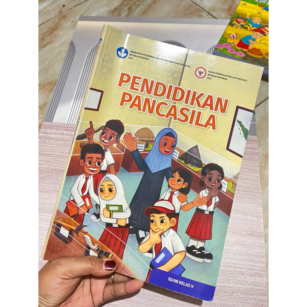 BUKU PENDIDIKAN PANCASILA KELAS 5