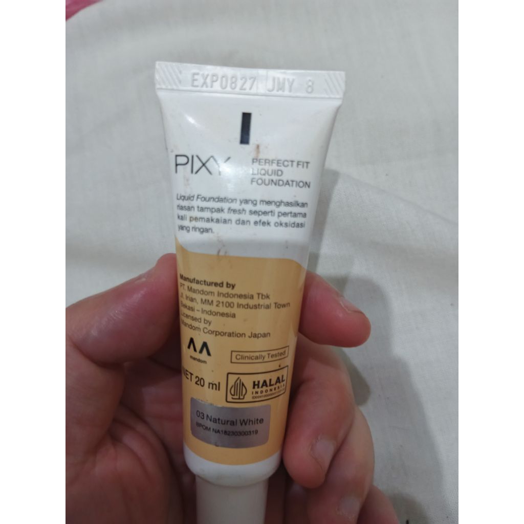 Pixy Foundation Cair SPF 35 PA+++ 20ml - Tahan Lama, Cerah, Perlindungan Sinar Matahari