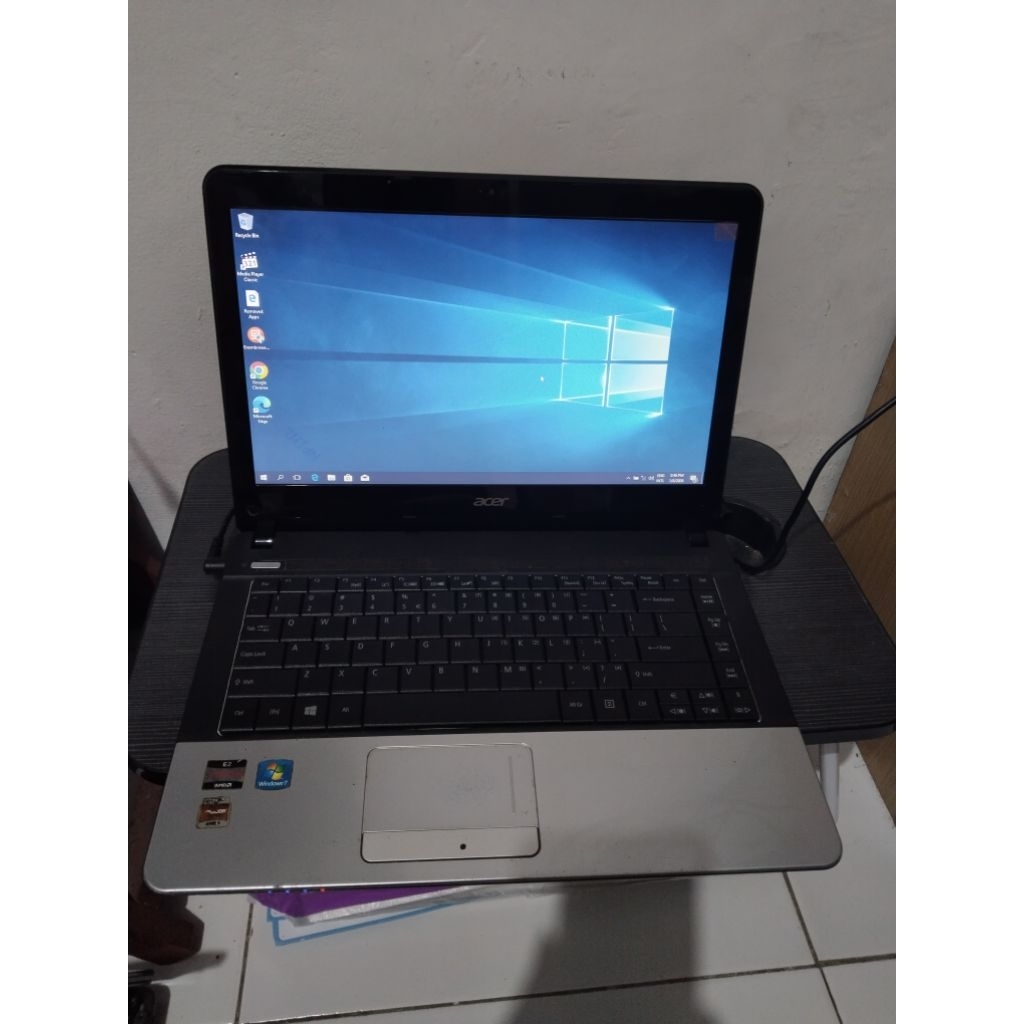 Laptop Acer Aspire E1 471 AMD E2 RAM 4GB HDD 500GB 14inchi