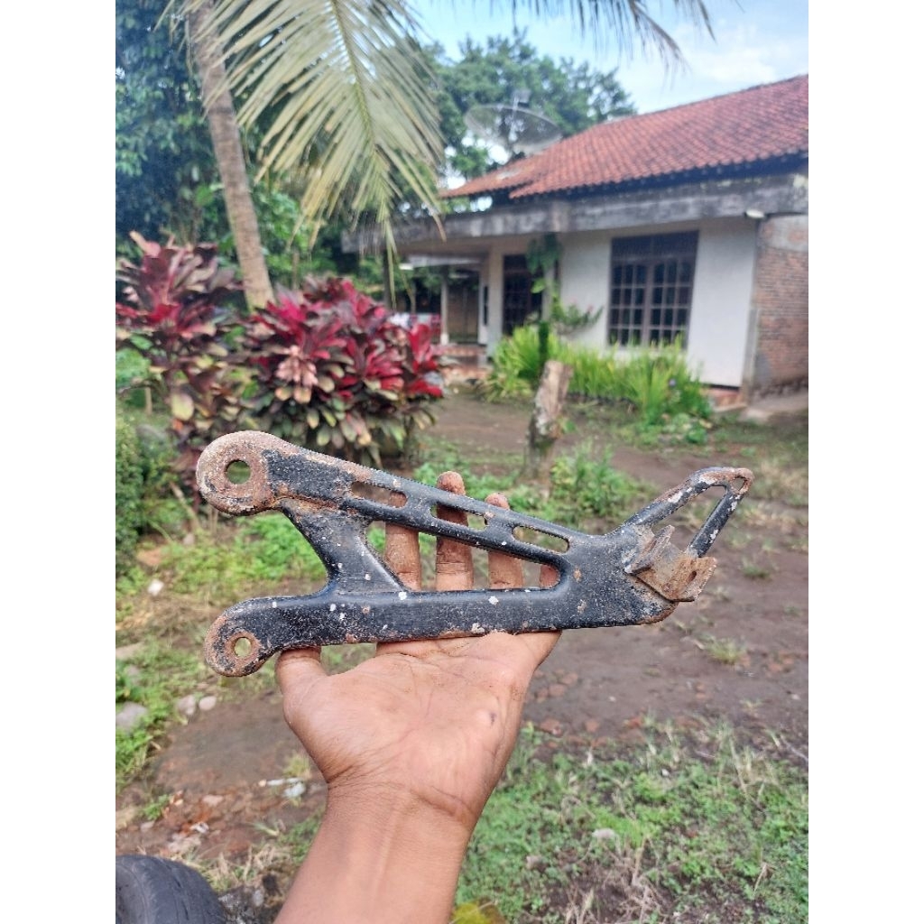 Postep Footstep Belakang Rx King RxKing Sebelah Kiri Original