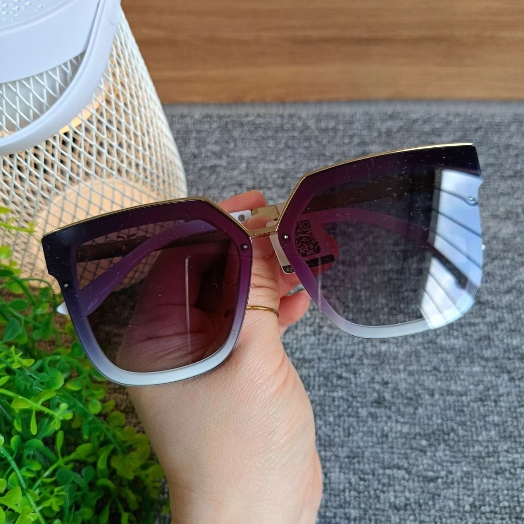 Myra x Overtee Parker Eclipse Sunnies Sunglasses Kacamata Hitam Keren