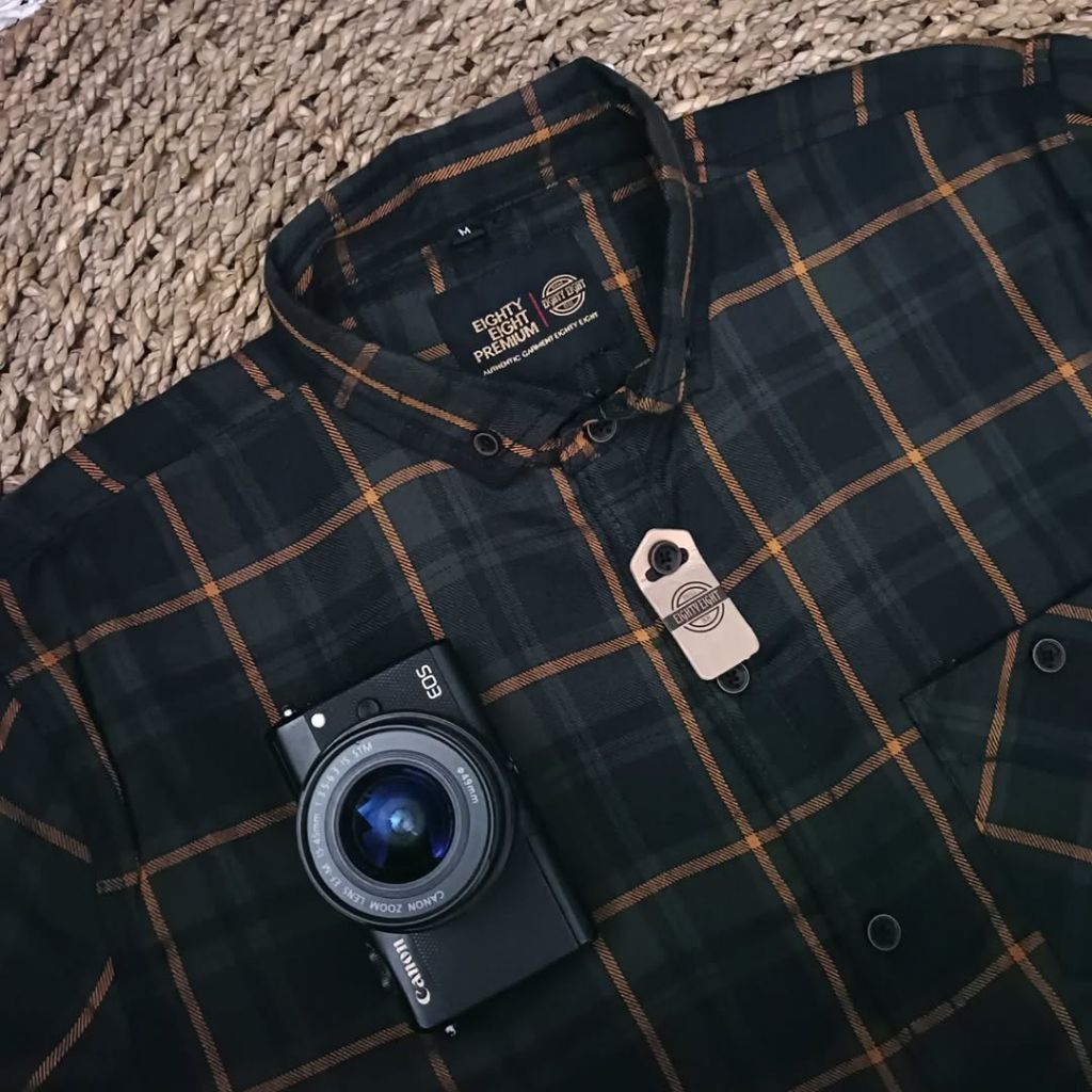 JACK BROWN Flanel Cream White Best Seller / flanel/hem pria/ flanel pria/ kemeja flanel/ eighty eigh