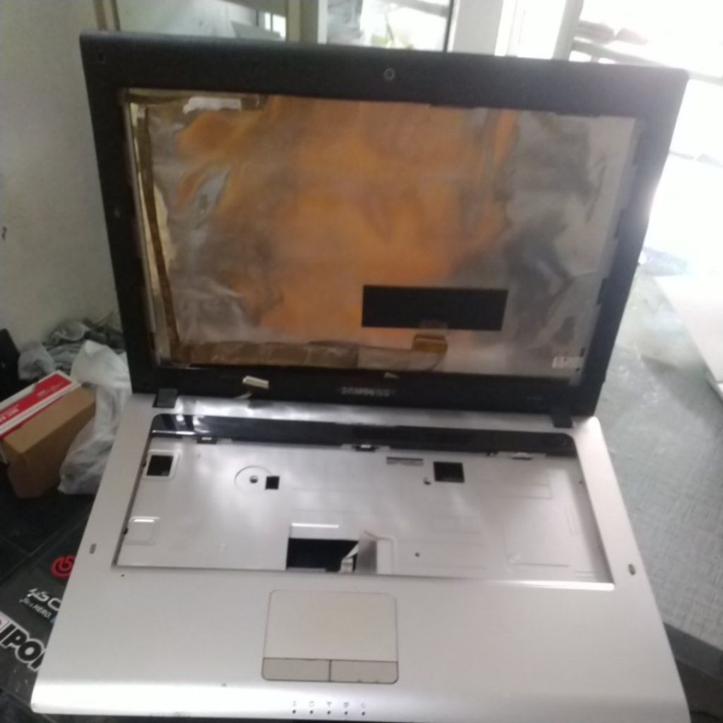 casing samsung rv408