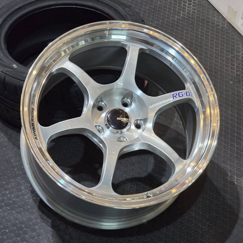 velg ring 18 advan rg d2 pcd 5x120 lebar 8,5 - 9,5 velg racing bmw r18 velg bmw e46 velg mobil ring 