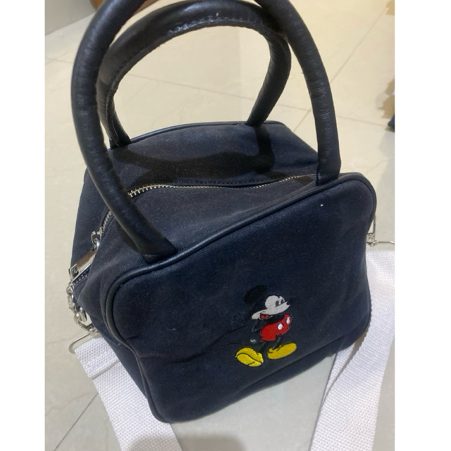 preloved disney bag (black denim)